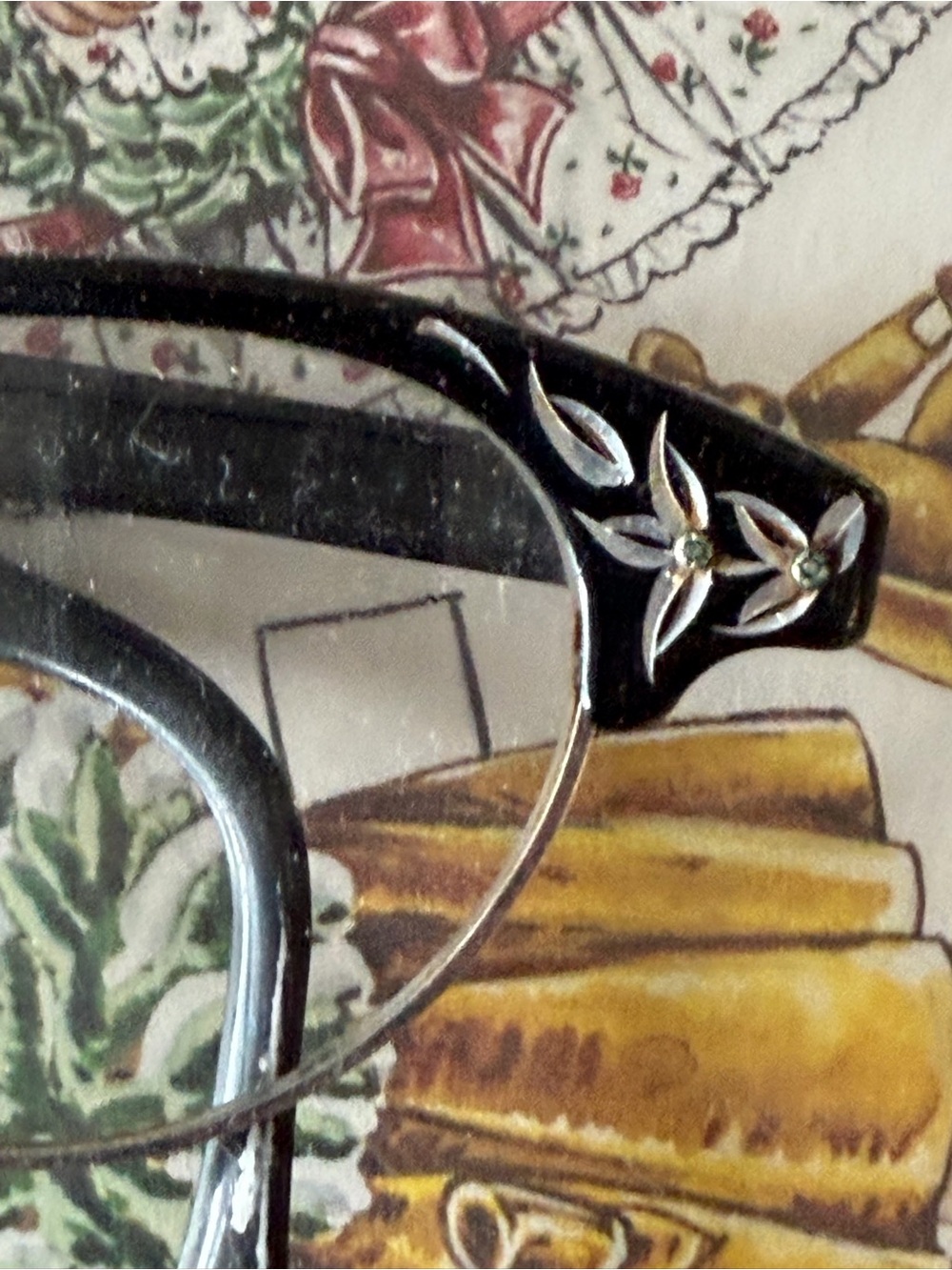 Vintage Black and Clear Cat-Eye Glasses with rhinestones and case - Picture 2 of 3